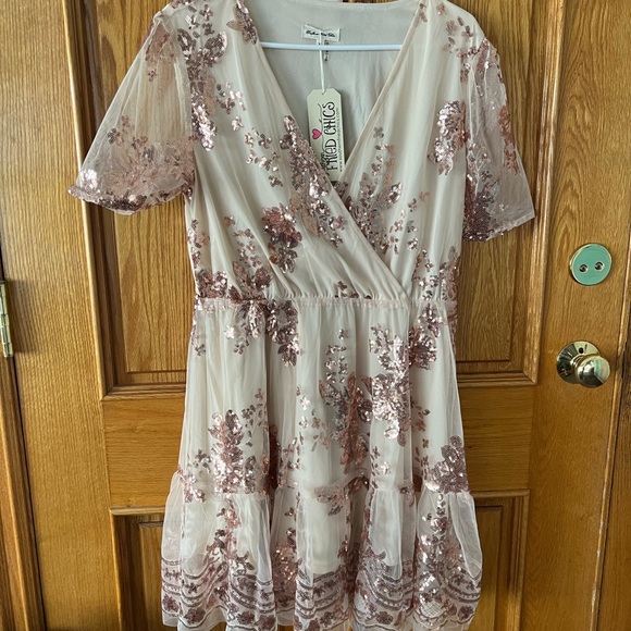 Southern Fried Chics Catching Compliments Dress - Picture 3 of 3